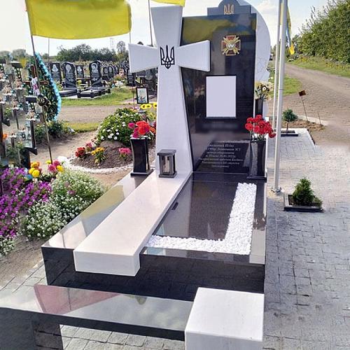 Фото Памятник военному №1