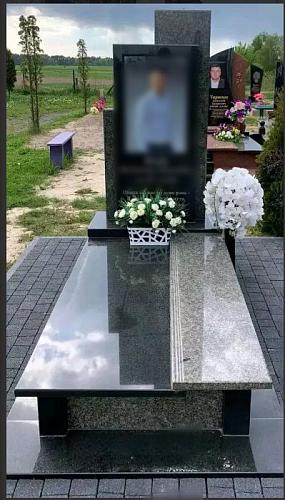 Фото Памятник военному №19